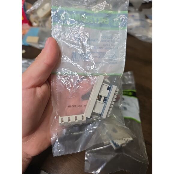 ORTRONICS CLARITY SERIES II. CAT 6 T588A/B. 2 Port. 8 POS Lot of 2 - Picture 11 of 16